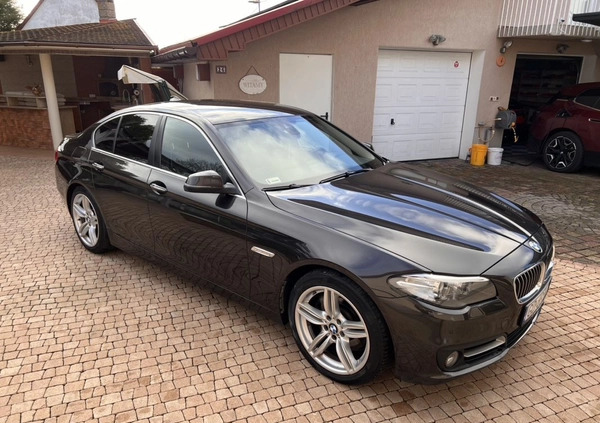 BMW Seria 5 cena 59999 przebieg: 225000, rok produkcji 2014 z Darłowo małe 631